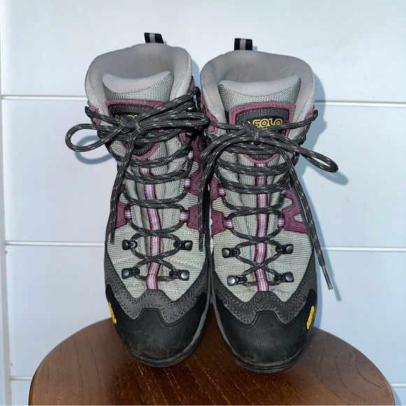 Asolo Sharp GTX Waterproof Hiking Boot Gray Women size 7.5 main image 2